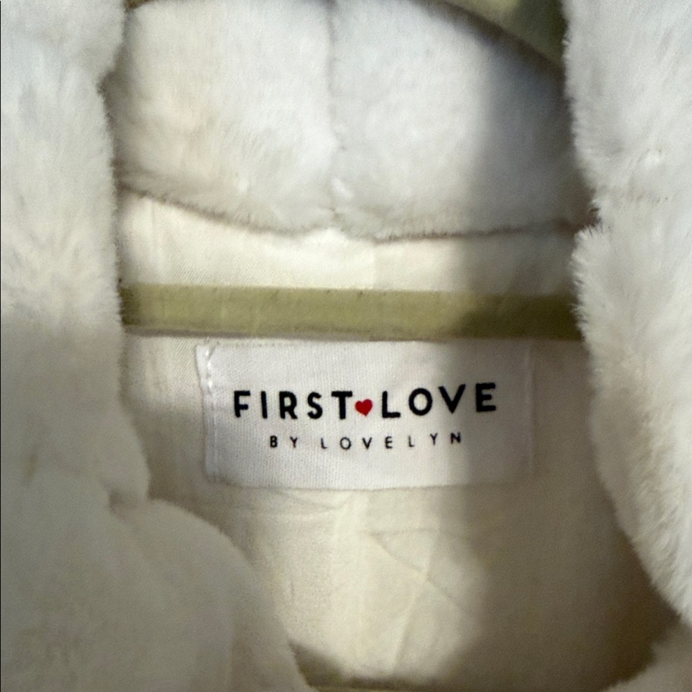 First Love White Teddy Jacket ⭐️NWOT⭐️ - Picture 2 of 7
